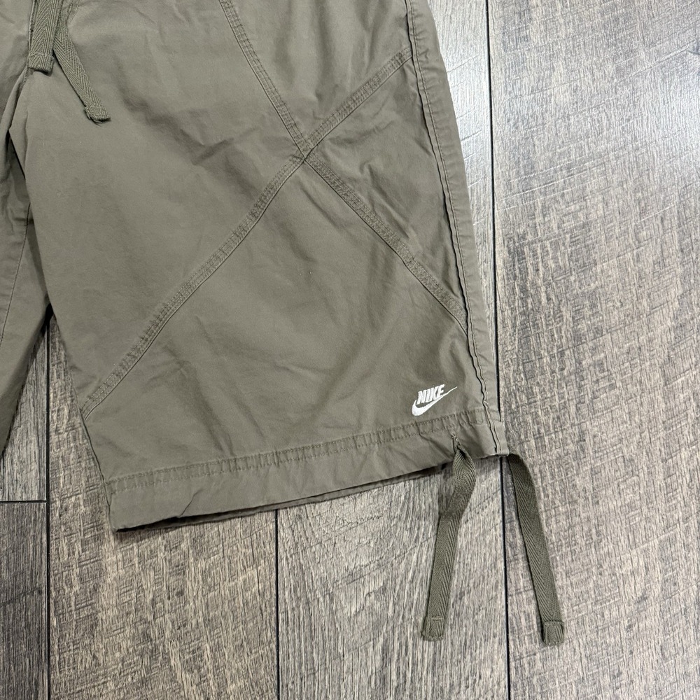 Vintage Nike Sportswear Shorts Womens Medium Green Chino Bermuda Outdoors Hiking - Picture 2 of 10